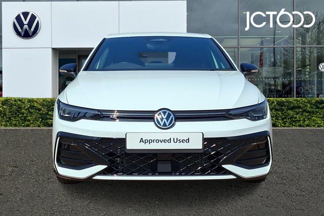 VOLKSWAGEN Golf Photo 8
