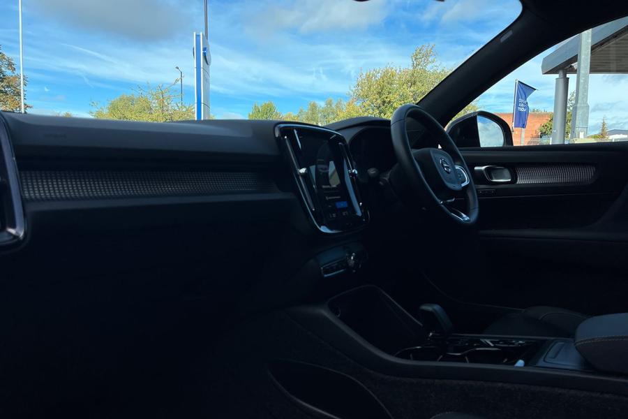 Volvo XC40 Photo autoimg-728cf5fc3dc2a1302453f5b67e597033862ec873.jpg
