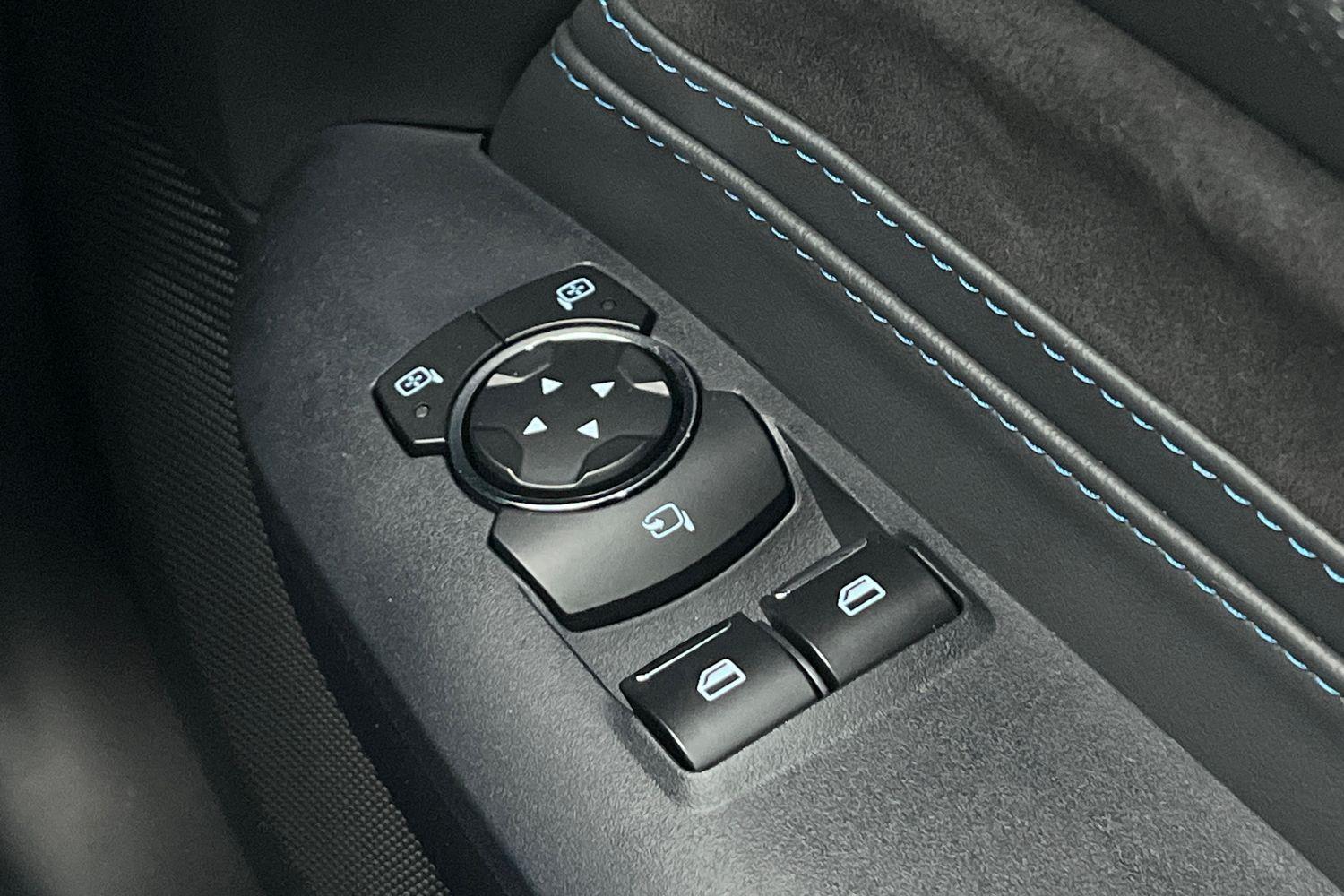 Ford Mustang Photo 15