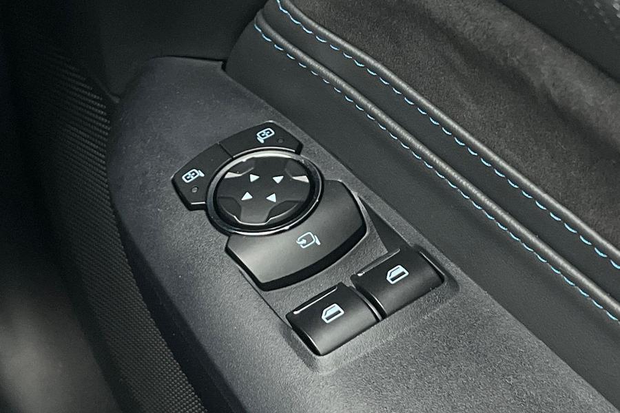 Ford Mustang Photo autoimg-728f577487e4186b314b343d4a2bbb6061dab353.jpg