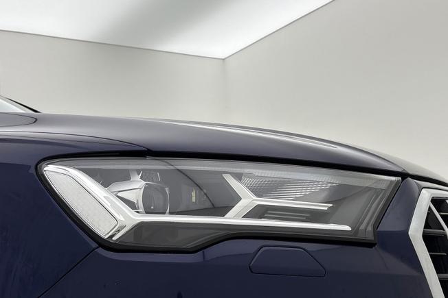 AUDI Q7 Photo 19