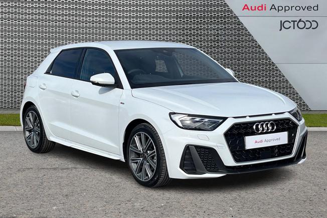 AUDI A1 Photo 1