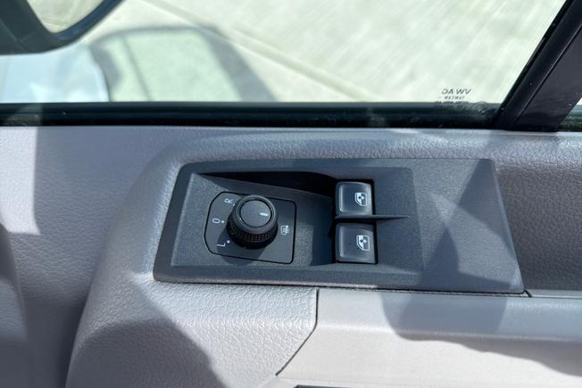 VOLKSWAGEN Crafter Photo 37