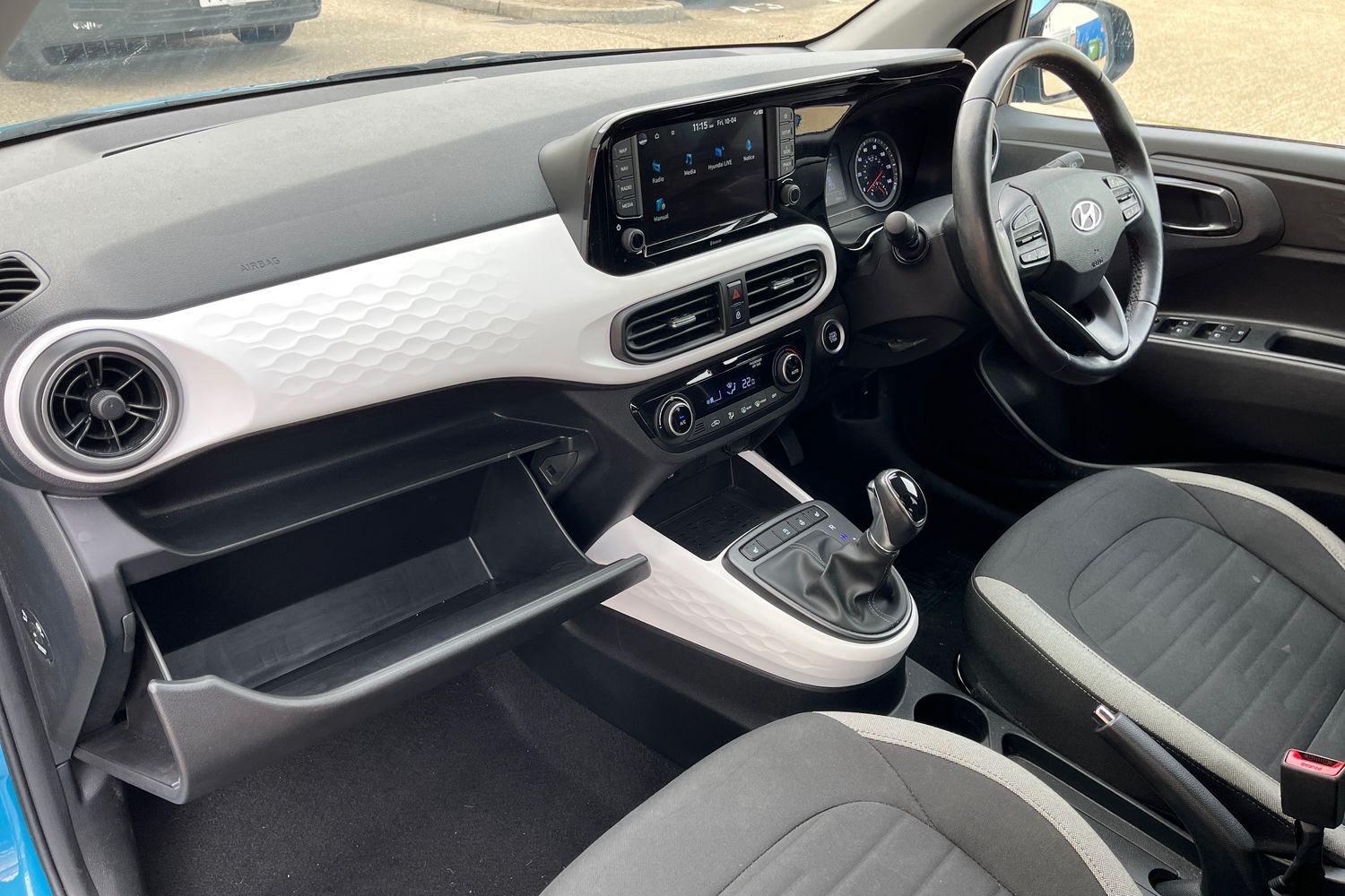 Hyundai i10 Photo 36