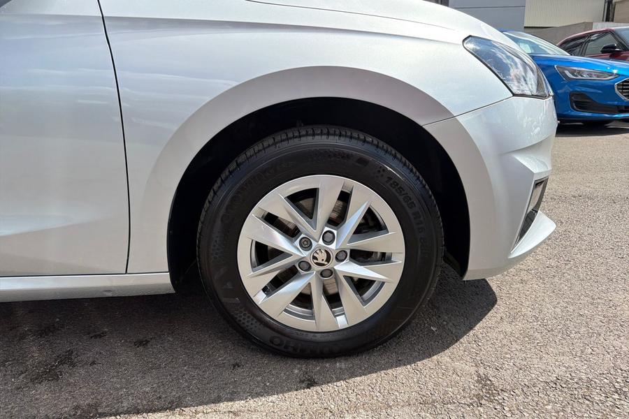 Skoda Fabia Photo autoimg-7297d152d5e4a5b9798539d1d9a03e04ba427ba1.jpg