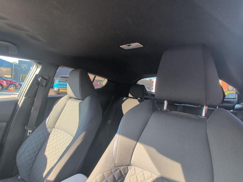 Used Toyota C-HR VE69XEA 35