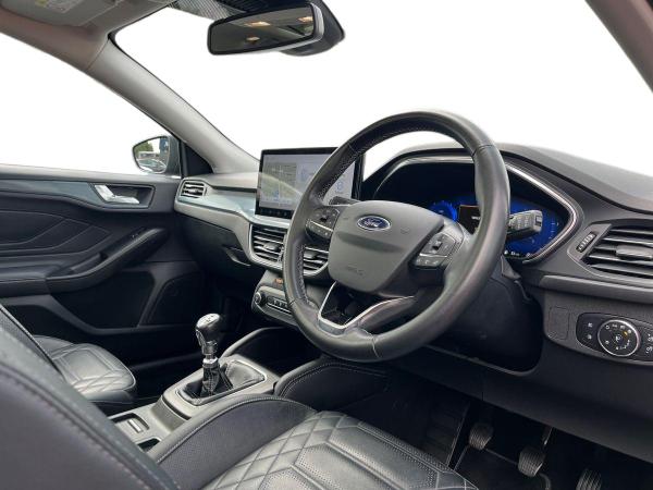 Ford Focus Photo autoimg-729e8fd30912d2d7dab70d016d4651cf79391d76.jpg