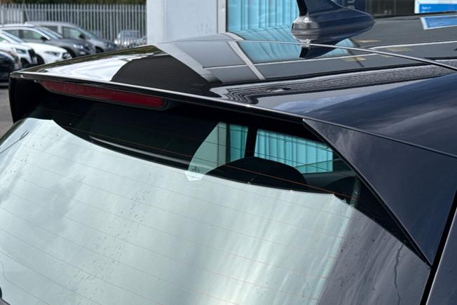 VOLKSWAGEN Golf Photo 42