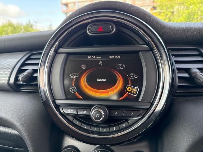 MINI Hatch Photo 13