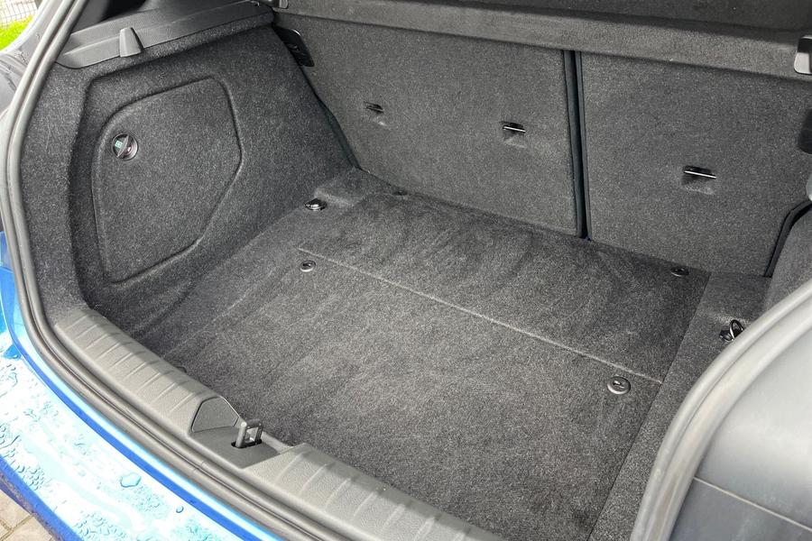 BMW 1 Series Photo autoimg-72a5bd686ac6be29c9d80f199f7c7560686bbd36.jpg