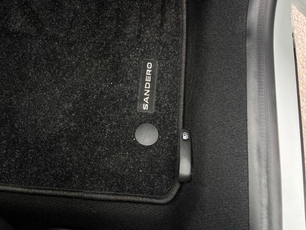 Dacia Sandero Stepway Photo autoimg-72ab6ca130ef33b10935e16c81aaed8cabbafe11.jpg