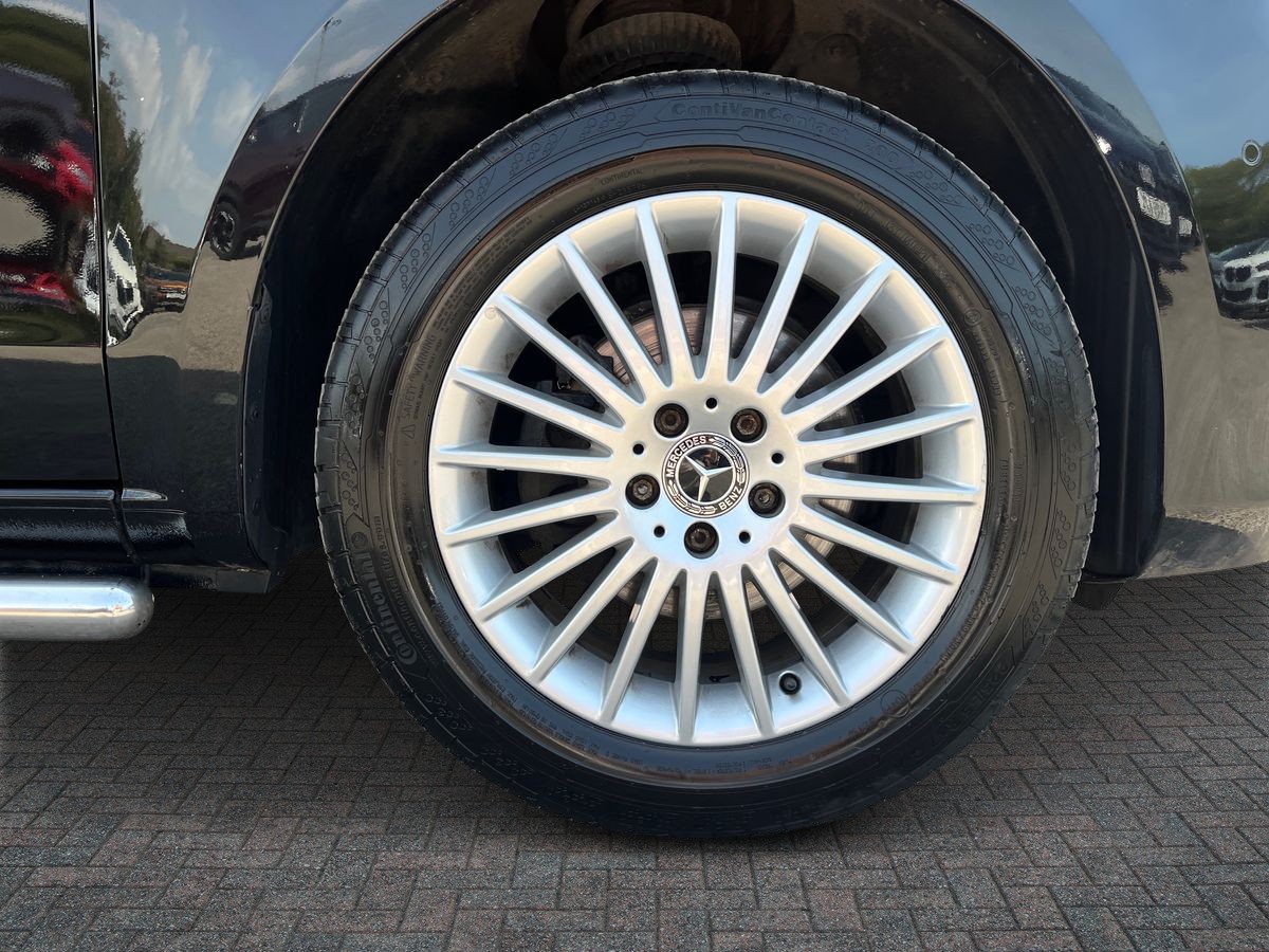 Mercedes-Benz Vito Photo 8