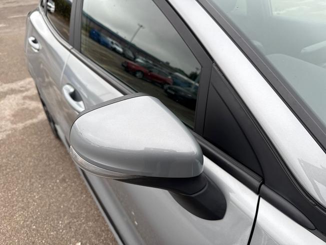 FORD Puma Photo 20