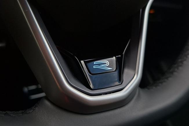 VOLKSWAGEN Tiguan Photo 33
