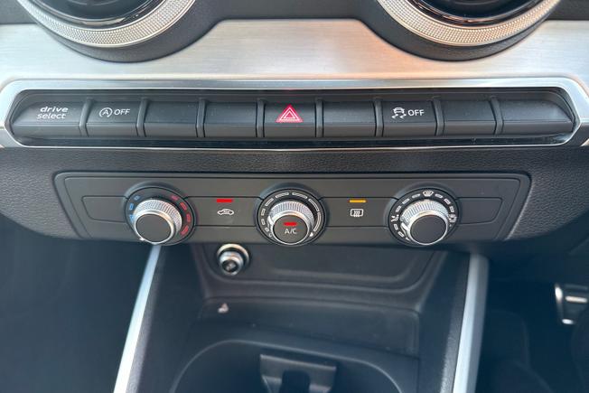 AUDI Q2 Photo 24