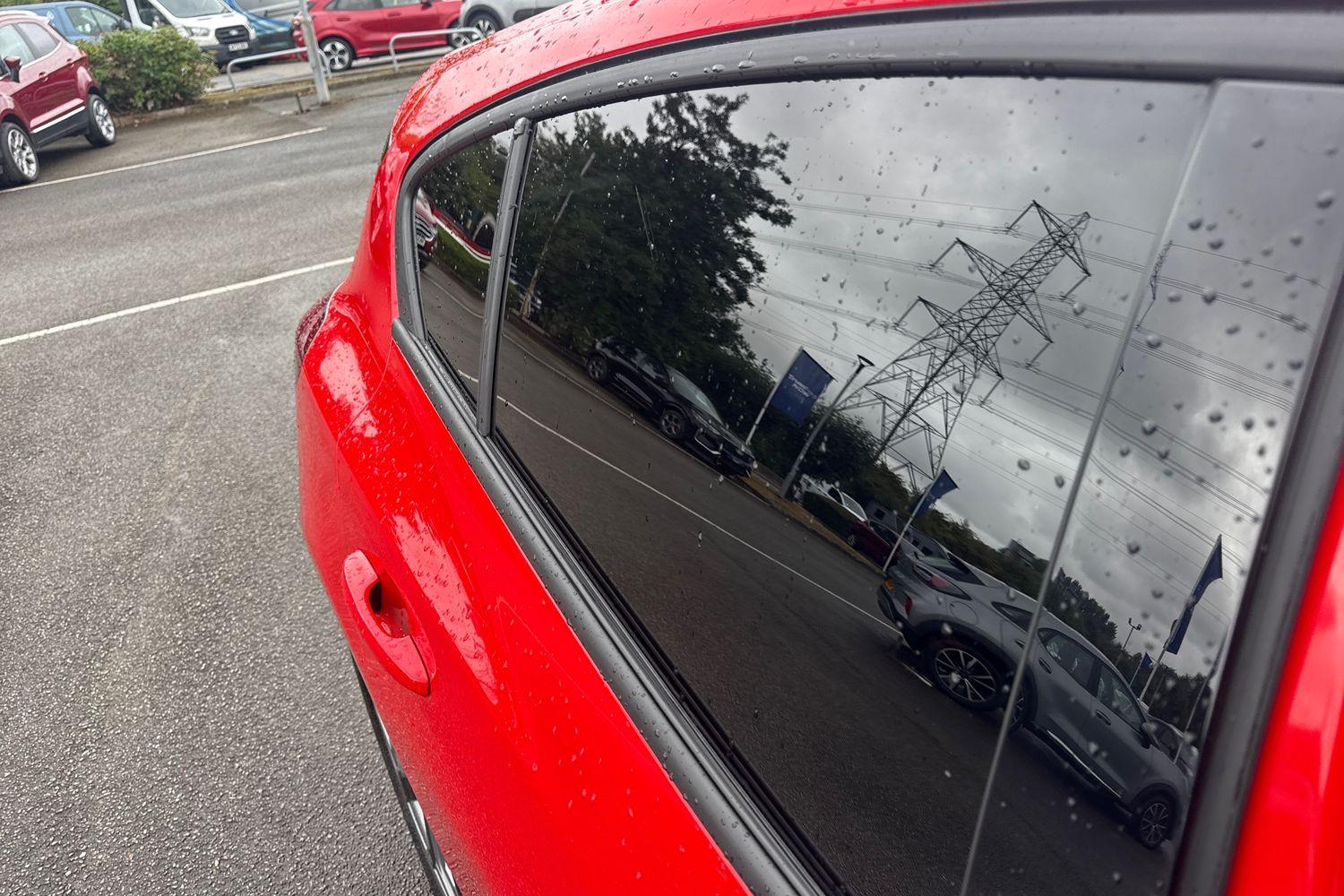 Ford FOCUS Photo 22