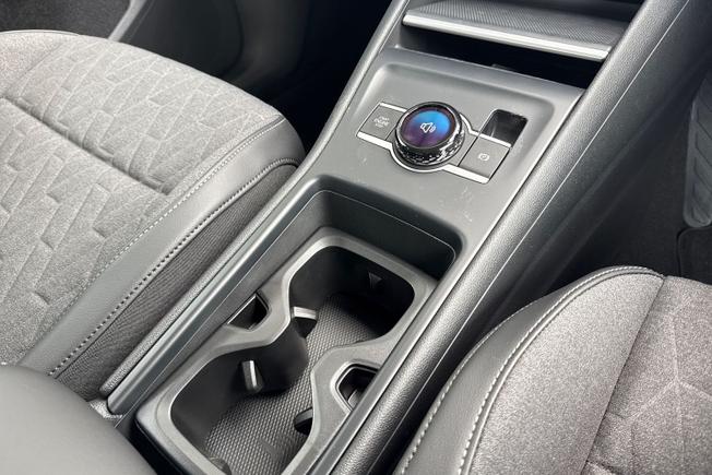 VOLKSWAGEN Tiguan Photo 23