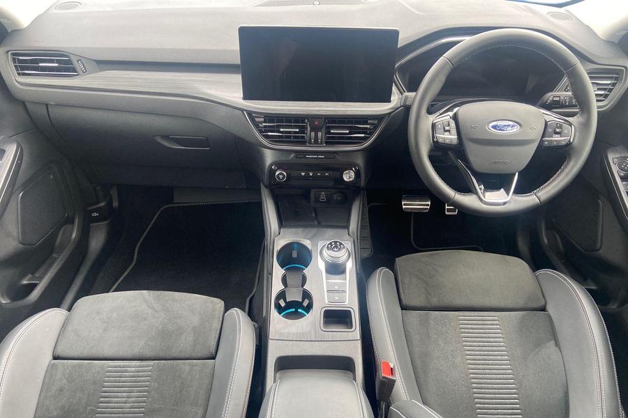 Ford KUGA Photo autoimg-72bac1927f744000fa37dfdbb0db84e80372bda4.jpg