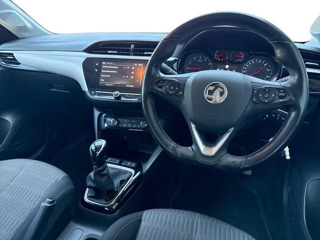 VAUXHALL Corsa Photo 11