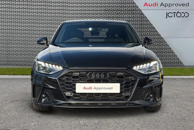 AUDI A4 Photo 8