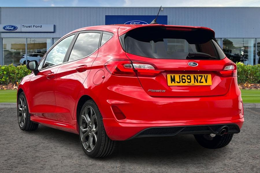 Ford Fiesta Photo autoimg-72c0908ac92872ea5aa6d5432cc609d6a348dad4.jpg