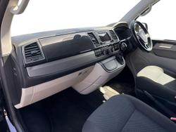 VOLKSWAGEN Transporter Photo 2