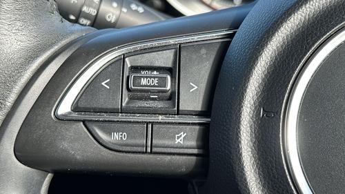 Suzuki SWIFT Photo autoimg-72ca5f4e656db551fa05dbe9f1b3a59841f411a2.jpg