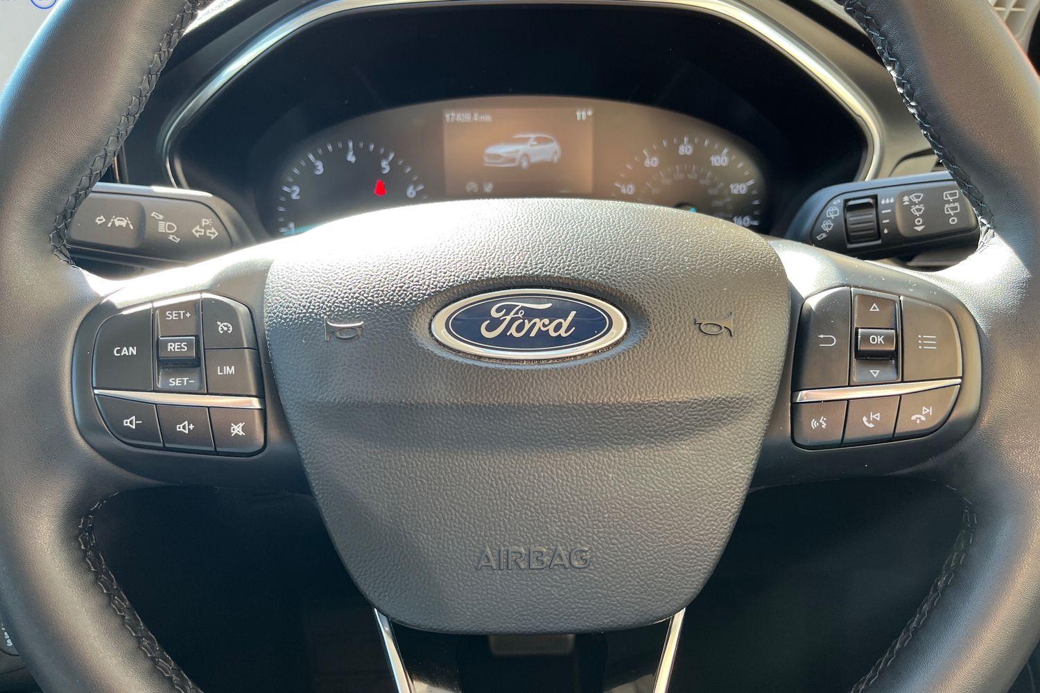 Ford FOCUS Photo 11