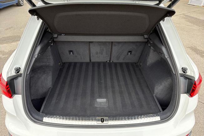 Audi Q3 Photo 13