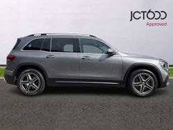 MERCEDES-BENZ Glb Photo 4