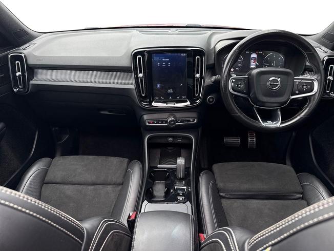 VOLVO Xc40 Photo 10