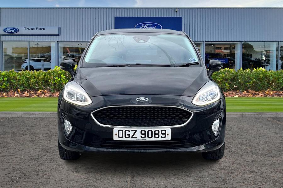 Ford FIESTA Photo autoimg-72d749cfba5b996d2b4e3d02eb0f2313e930cfd8.jpg
