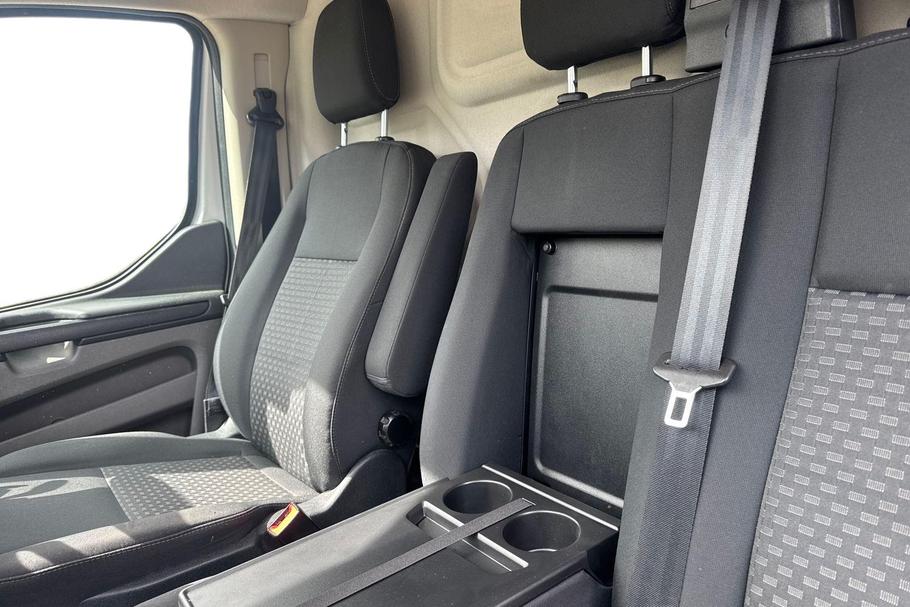 Used FORD TRANSIT CUSTOM BK22URF 11