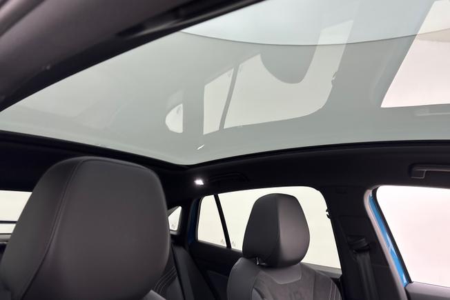 VOLKSWAGEN ID.5 Photo 30