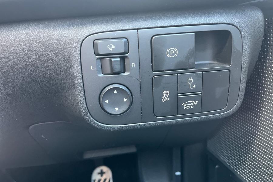 Hyundai IONIQ 6 Photo autoimg-72df952c0b395420180a1e078b3f2abb87e3d79a.jpg
