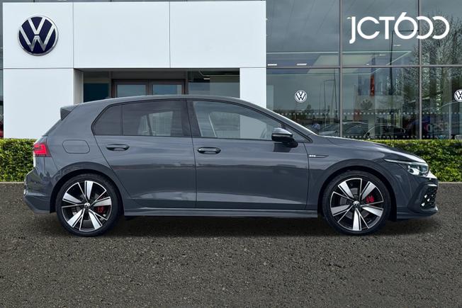 VOLKSWAGEN Golf Photo 4