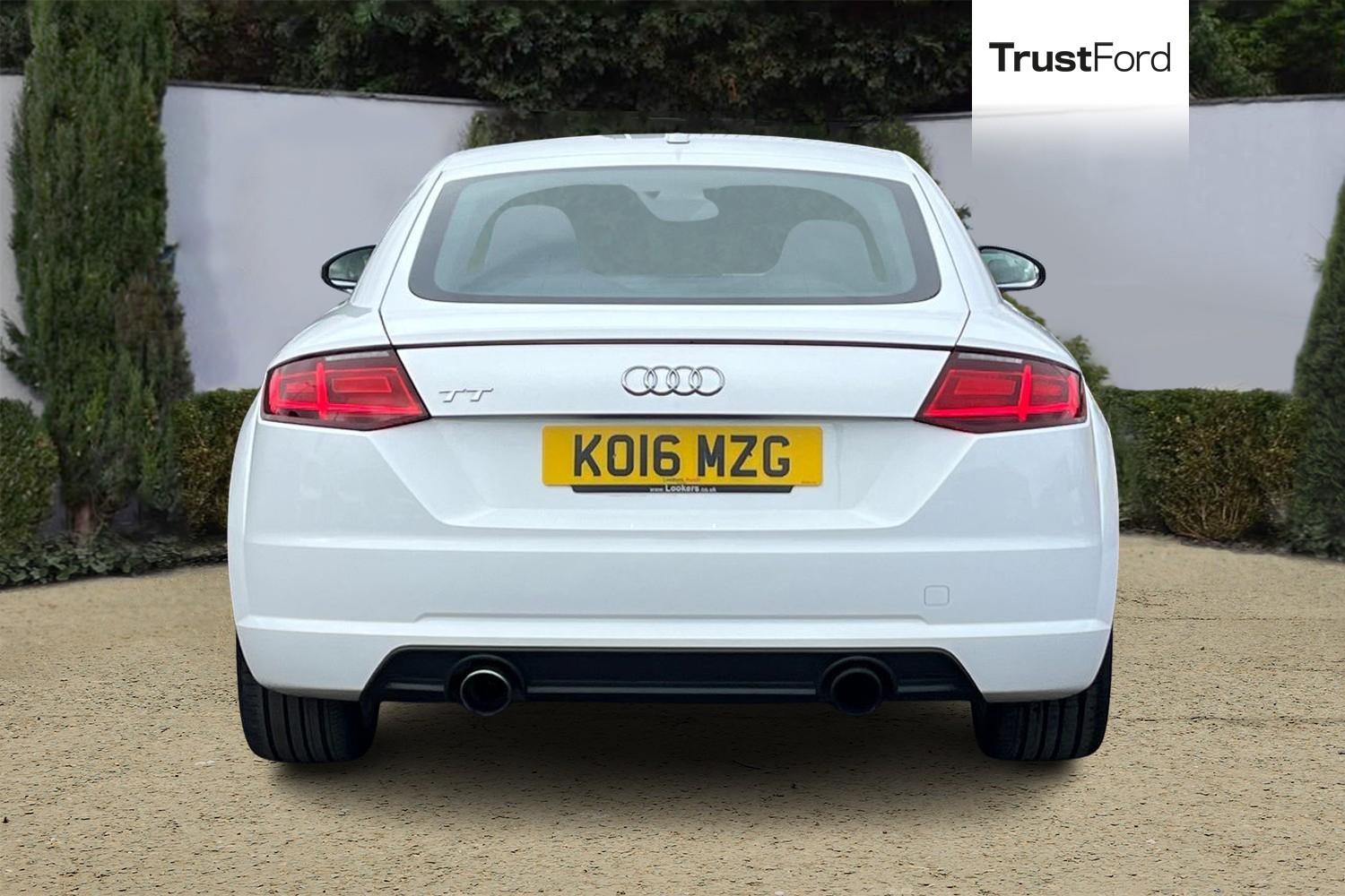 Audi TT Photo 6