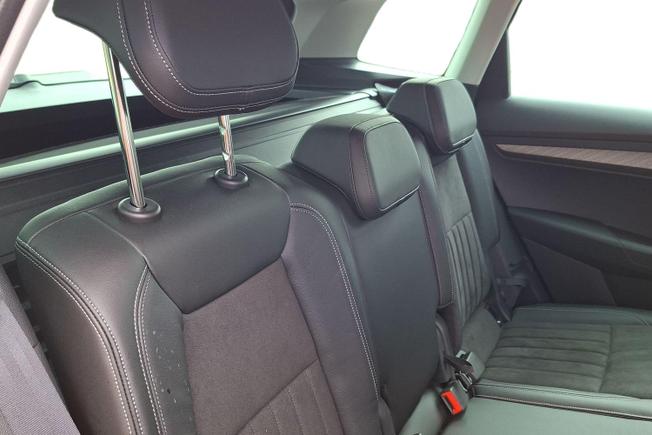 ŠKODA Karoq Photo 9