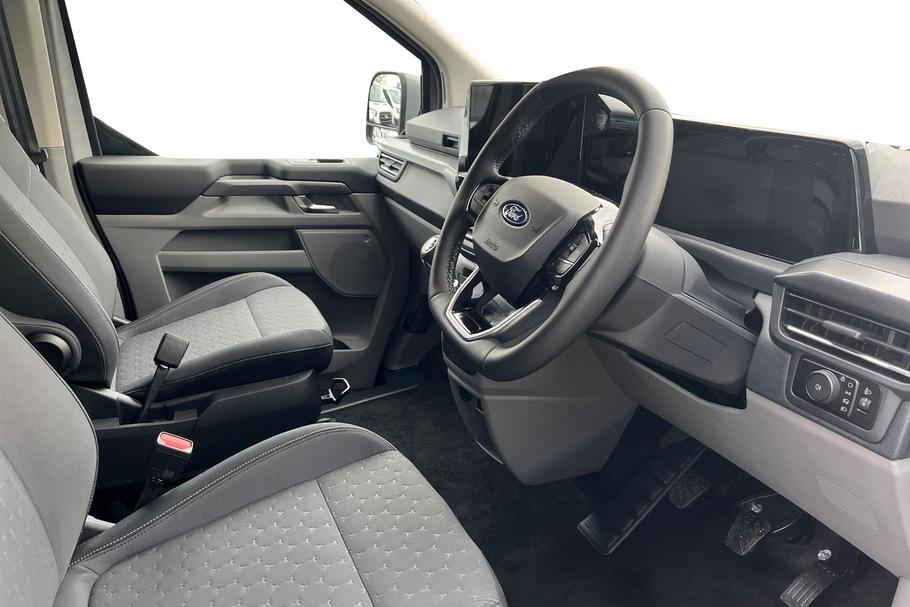 Used Ford TOURNEO CUSTOM LS75WCP 13