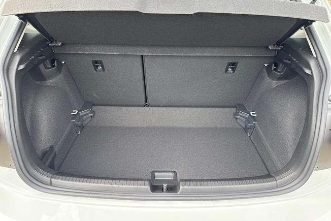 VOLKSWAGEN Polo Photo 12