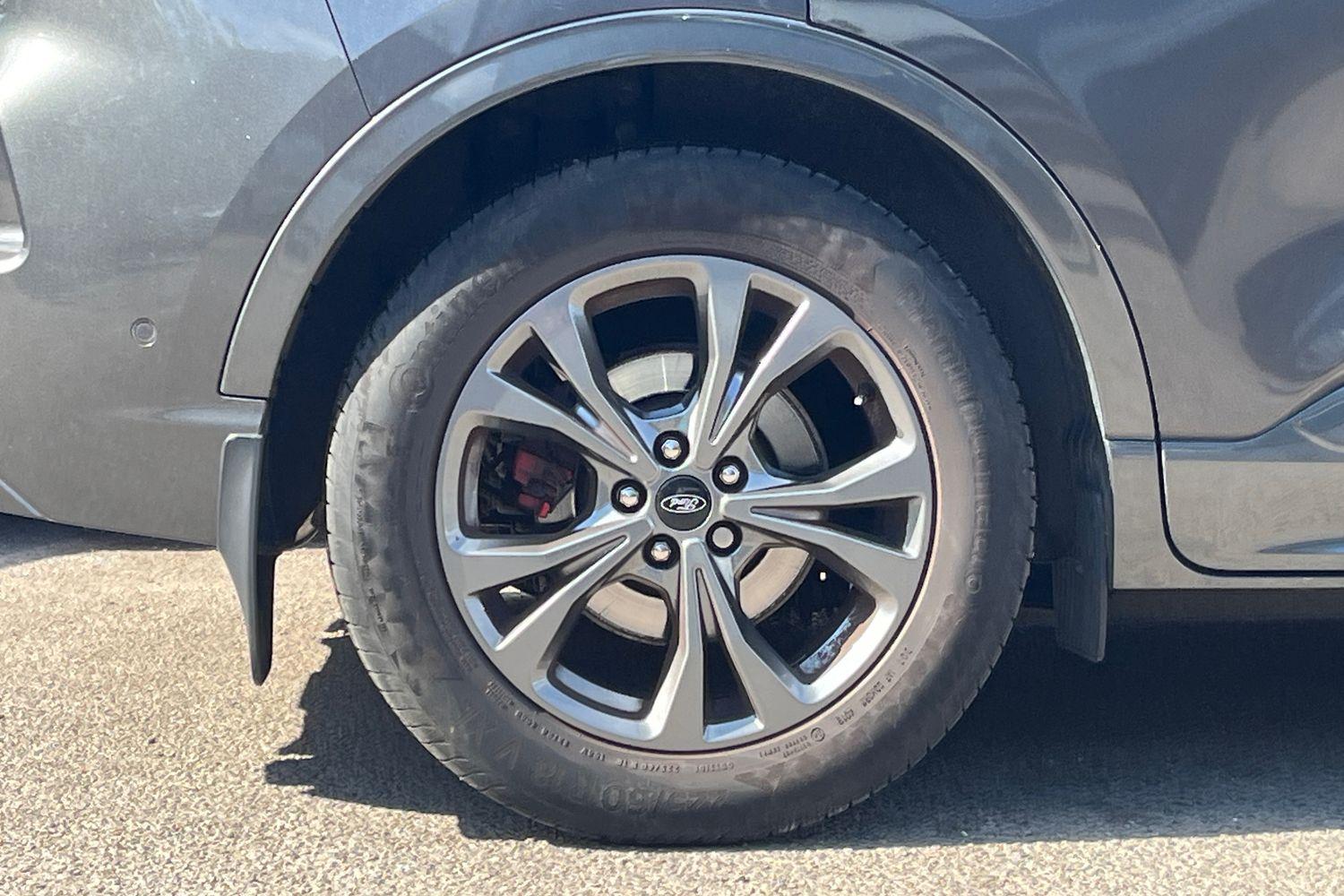 Ford KUGA Photo 7
