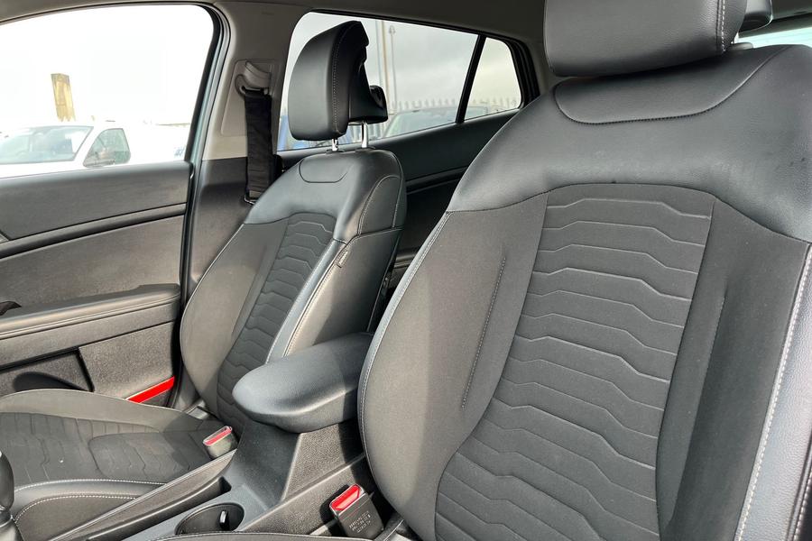Kia Sportage Photo autoimg-72ee65dc6c8c9f8fc6925e8ea0b1718e7018532a.jpg