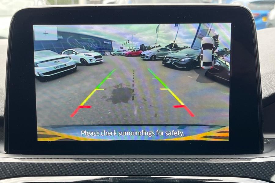 Ford Kuga Photo autoimg-72f17bd6bd0f6684c0c617c0eb4952366ab07ec0.jpg