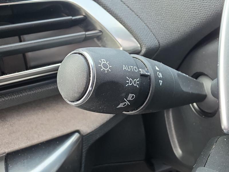 Used Peugeot 3008 RK23ZYV 22