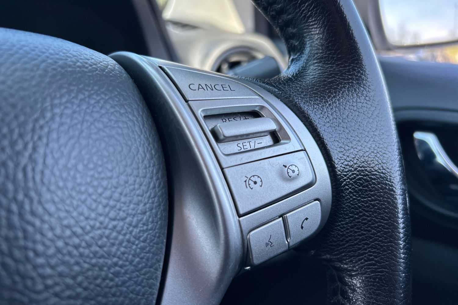 Nissan NAVARA Photo 32