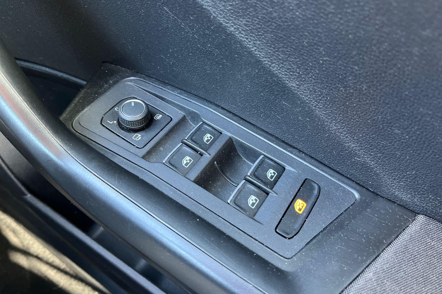Volkswagen T-ROC Photo 15