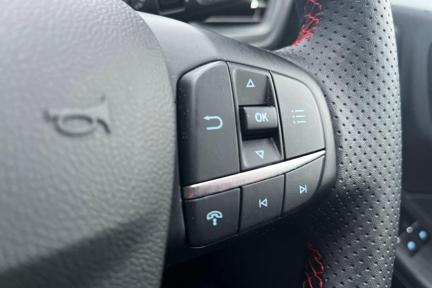 Ford KUGA Photo 30