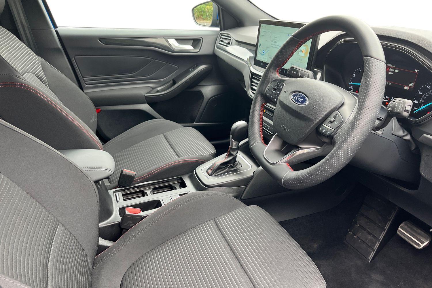 Ford Focus Photo 8
