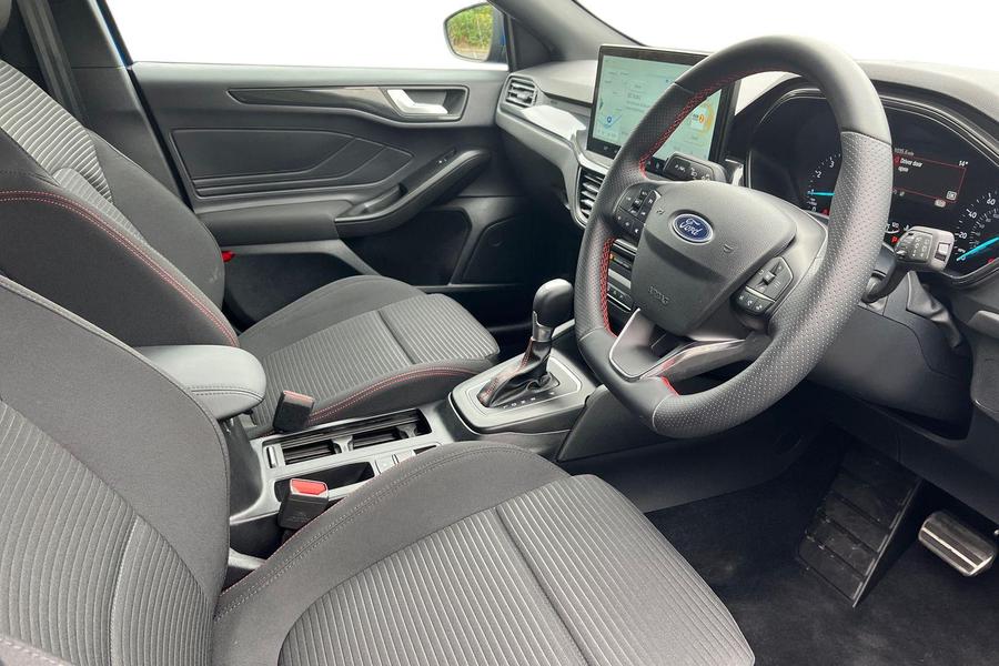 Ford Focus Photo autoimg-72fe89afdd87a15a27851d5c25a933e64209543c.jpg
