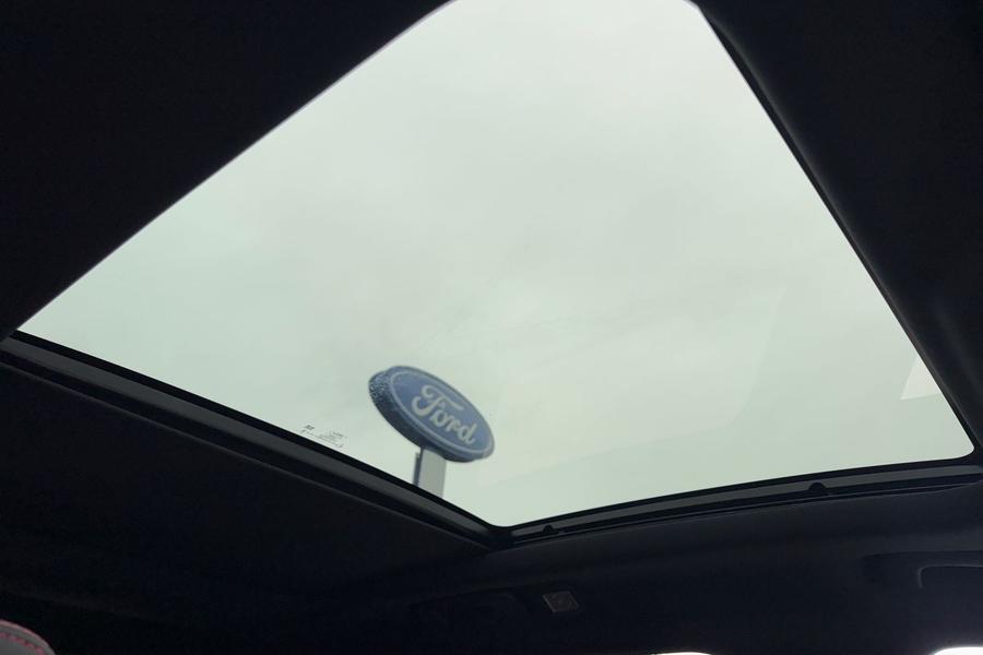 Ford KUGA Photo autoimg-7301614e83d7aeb69c241e56df4eca0a14cc8e9e.jpg